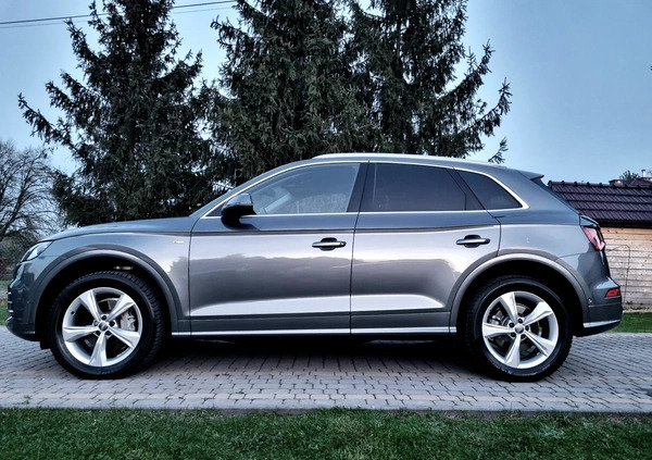 Audi Q5 cena 144500 przebieg: 126900, rok produkcji 2019 z Międzyrzec Podlaski małe 562